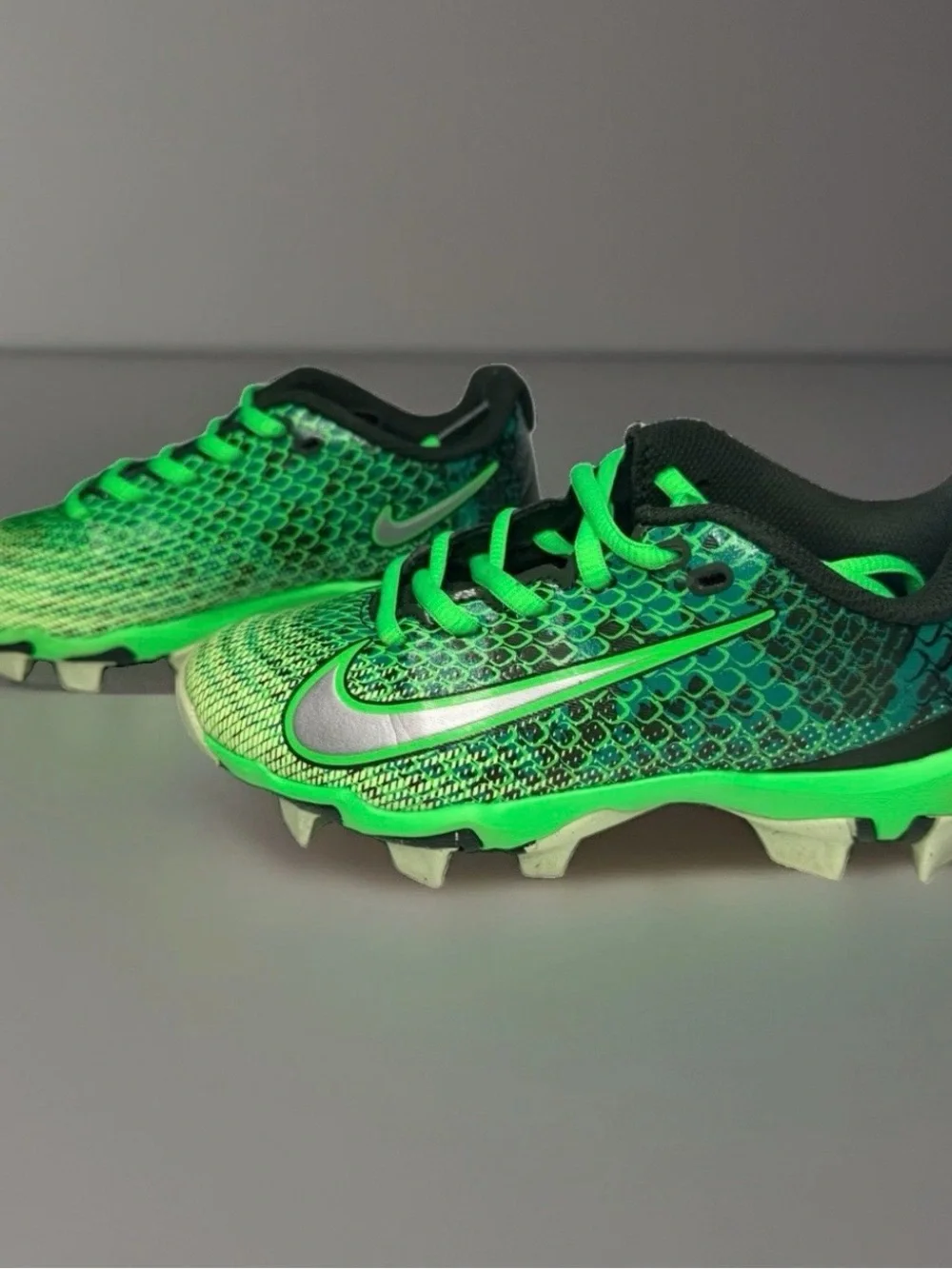 Nike Vapor Youth Baseball Molded Cleats Green/Black US Size 1Y